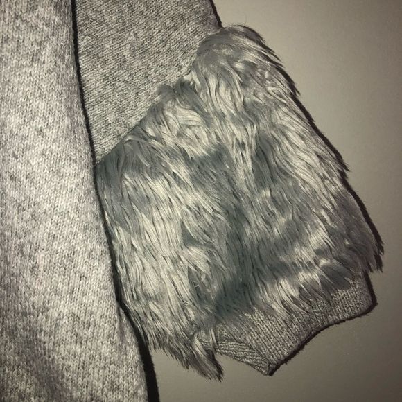 Cat & Jack sweater - Picture 3 of 3